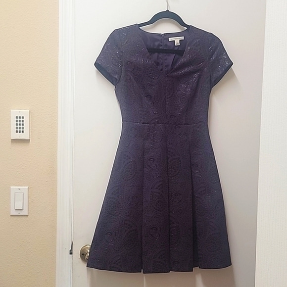 NEW - BANANA REPUBLIC DARK PURPLE DAMASK DRESS (sz 0) - Picture 1 of 8